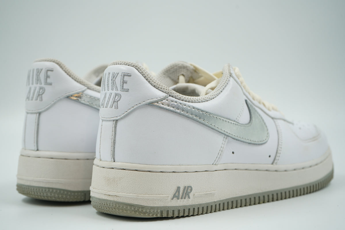 Air Force 1 07 Low Color of the Month White Metallic Silver