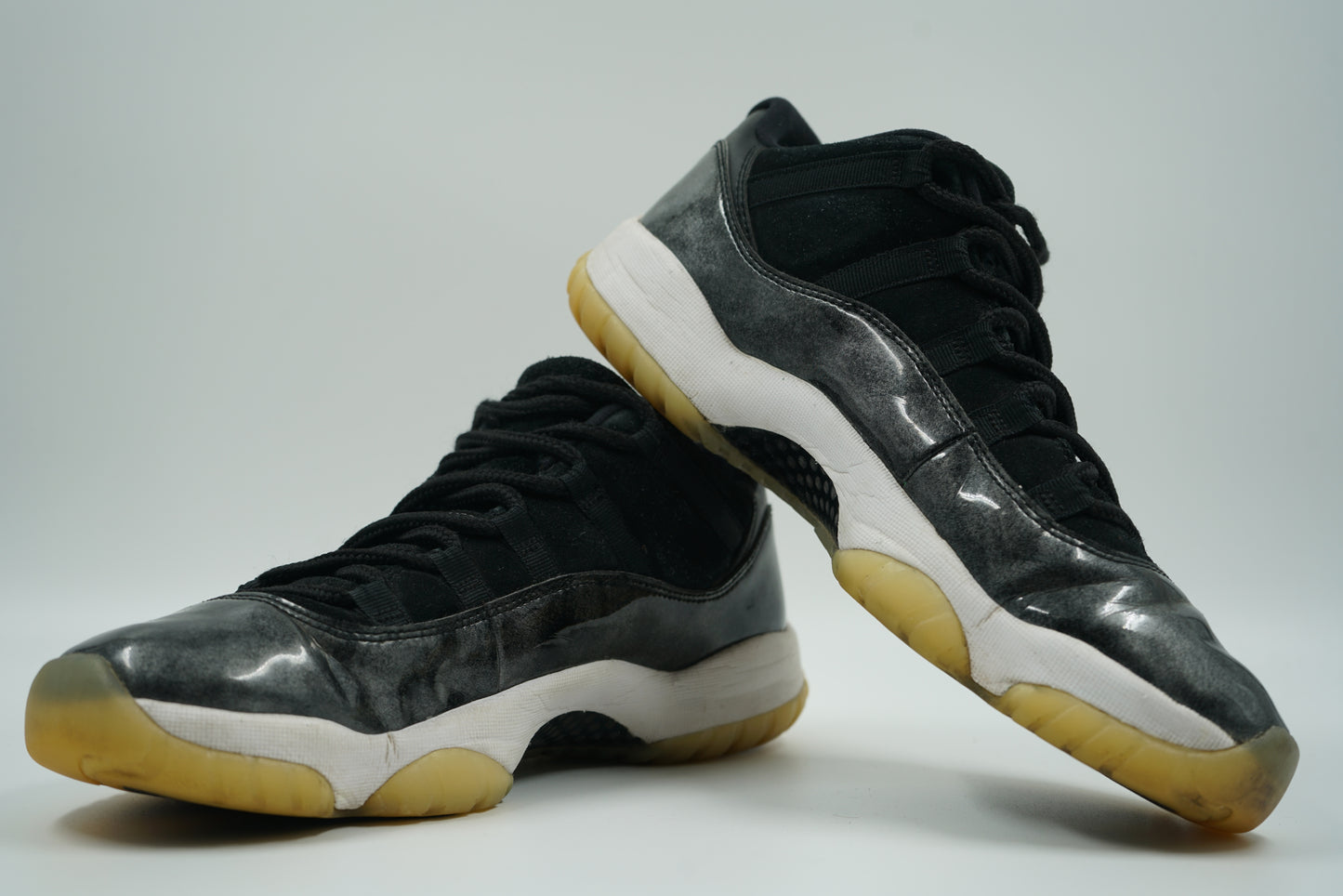 Jordan 11 Low Barons