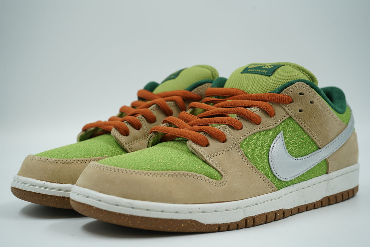 SB Dunk Low Escargot