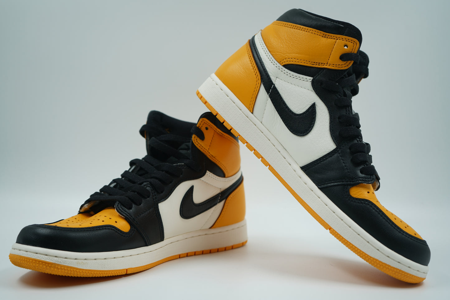 Air Jordan 1 High Yellow Toe