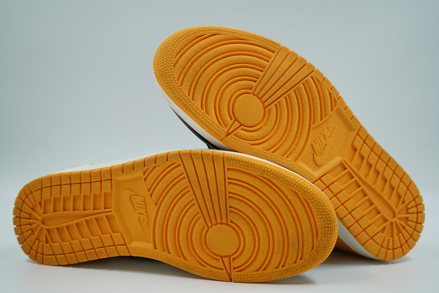 Air Jordan 1 High Yellow Toe