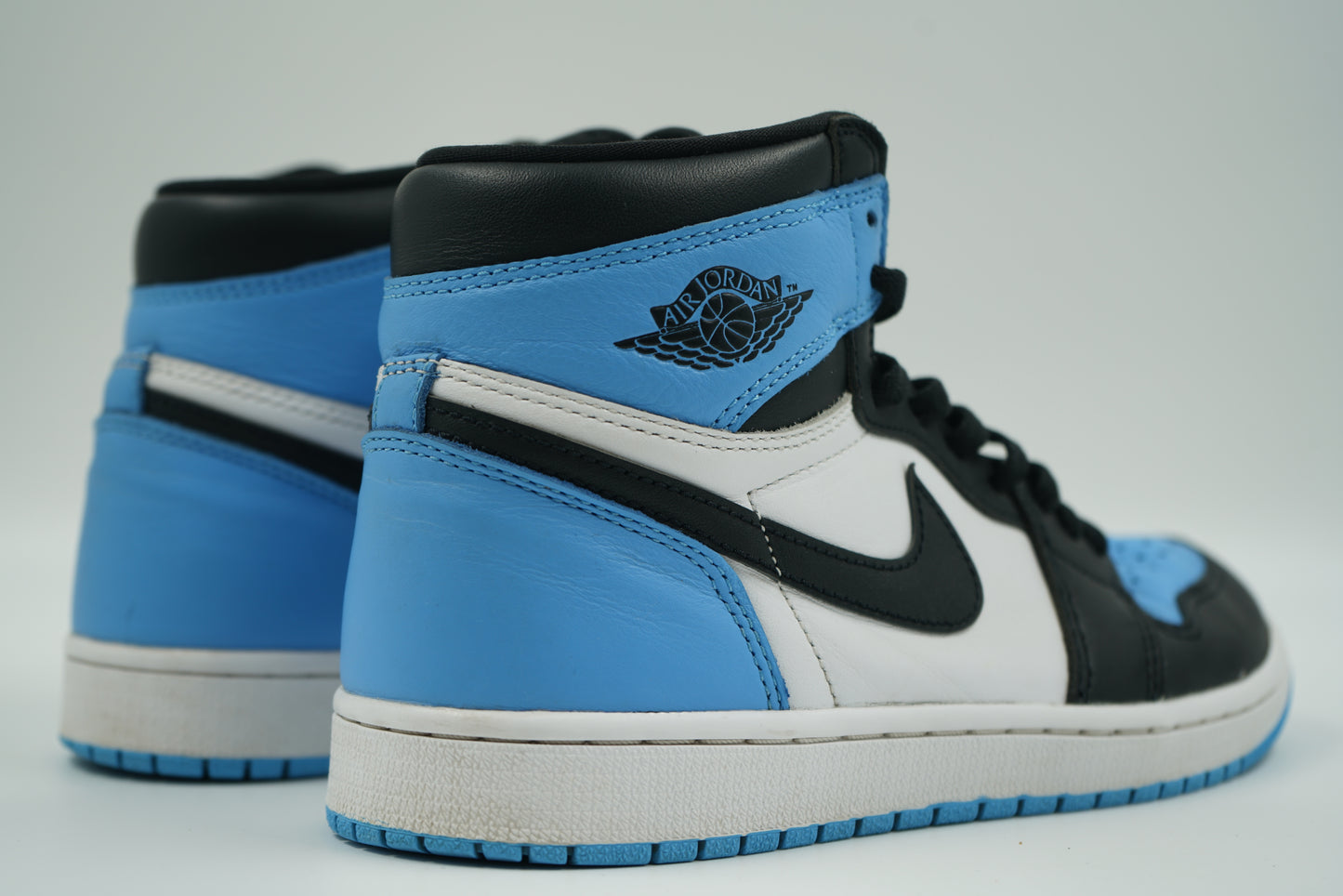 Air Jordan 1 High Unc Toe