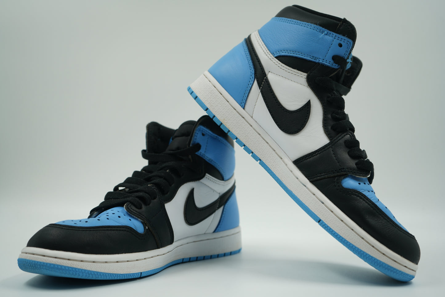 Air Jordan 1 High Unc Toe