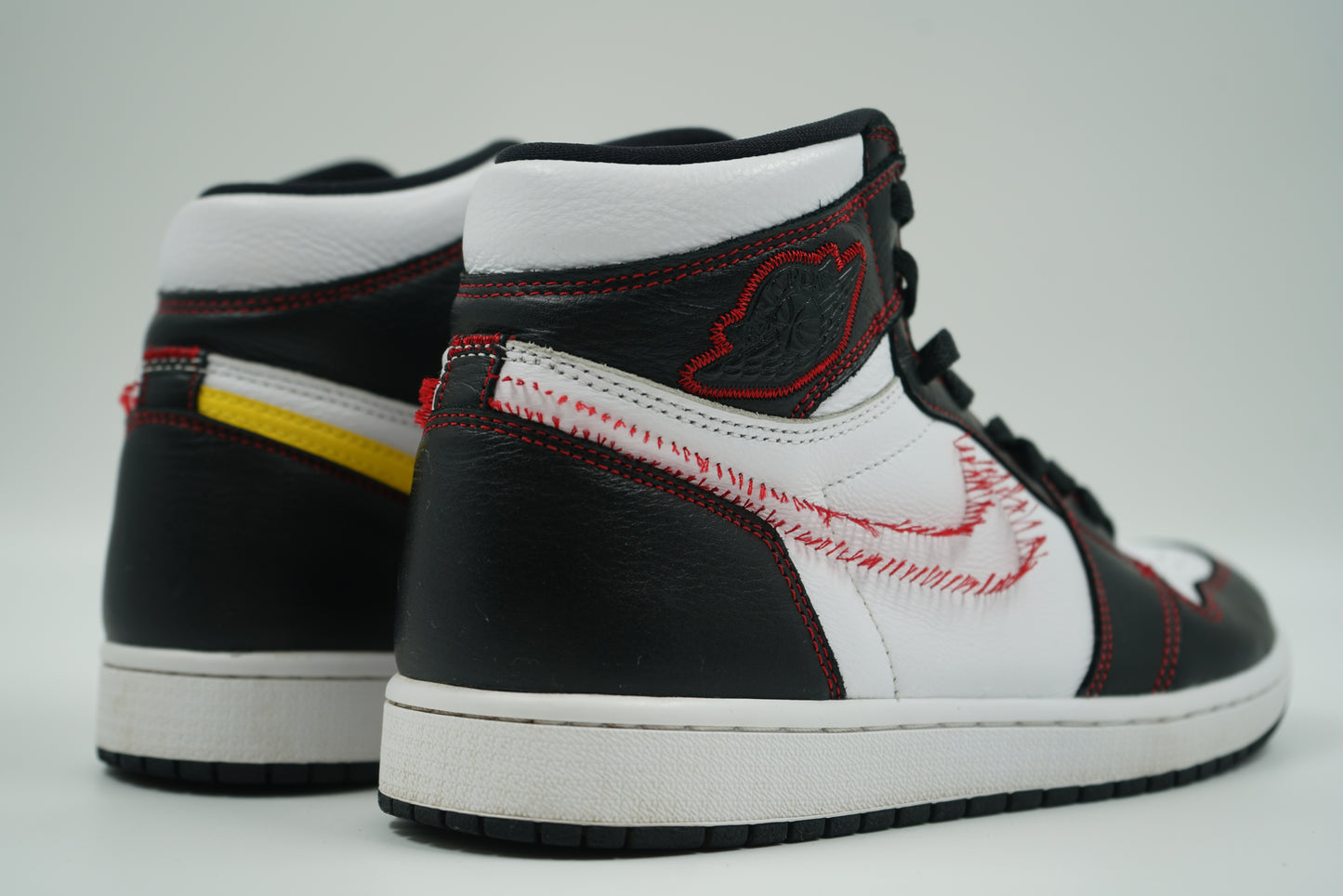 Air Jordan 1 High Defiant White Black Gym Red