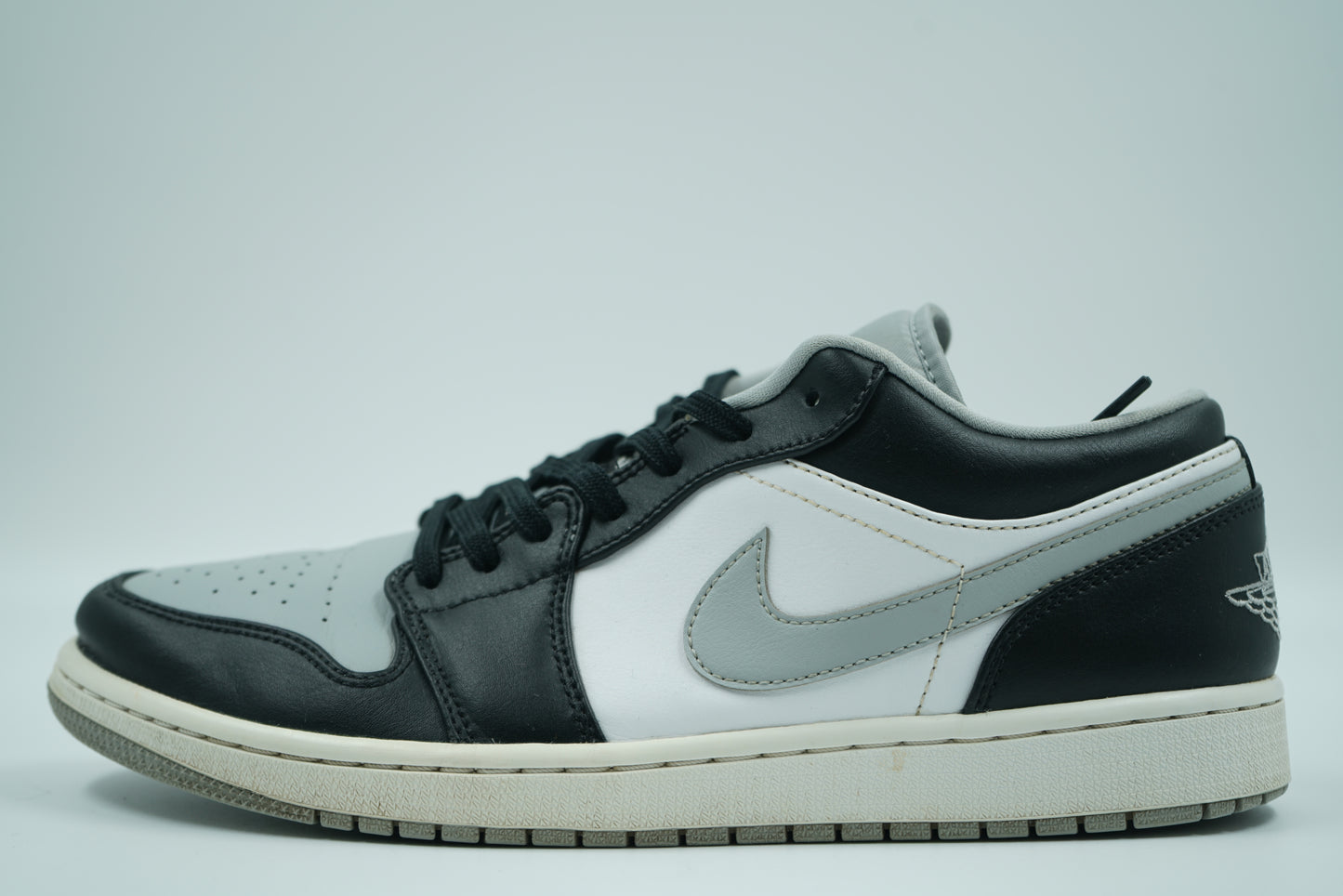Air Jordan 1 Low Shadow