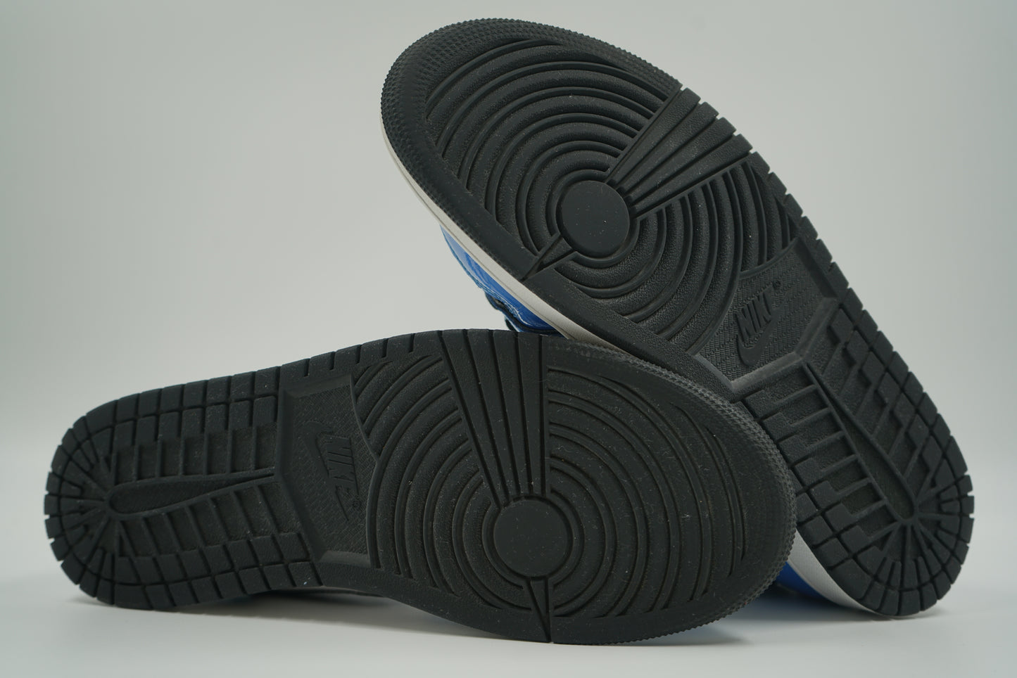 Air Jordan 1 Mid Signal Blue