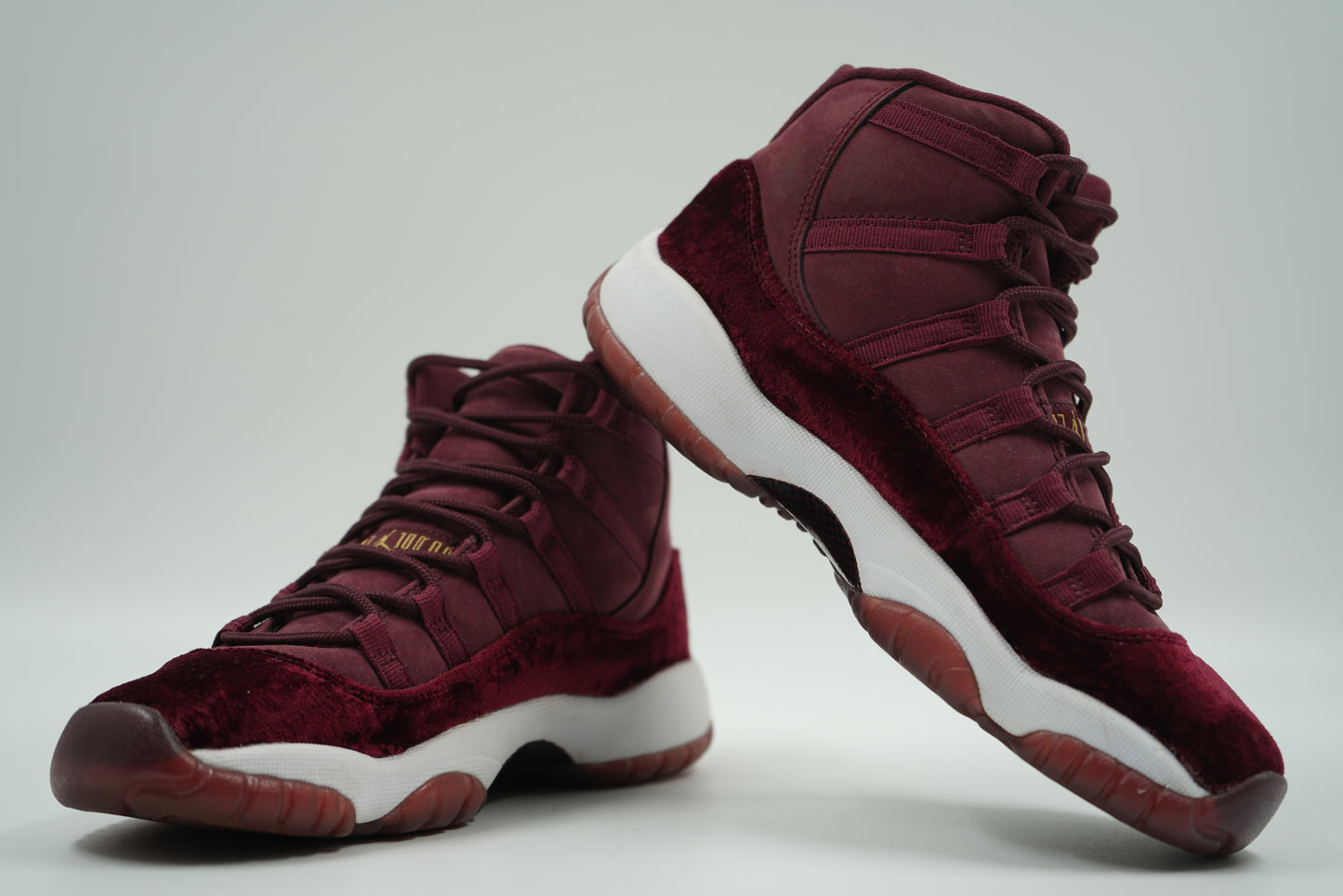 Air Jordan 11 Heiress Night Maroon