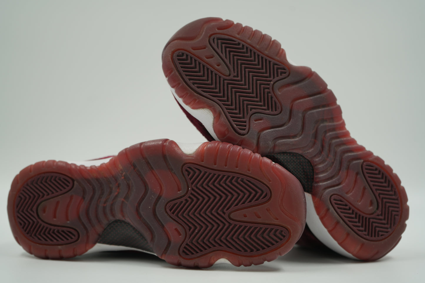 Air Jordan 11 Heiress Night Maroon