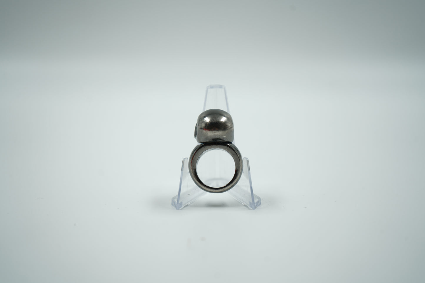 Mcqueen Scull Grey Ring