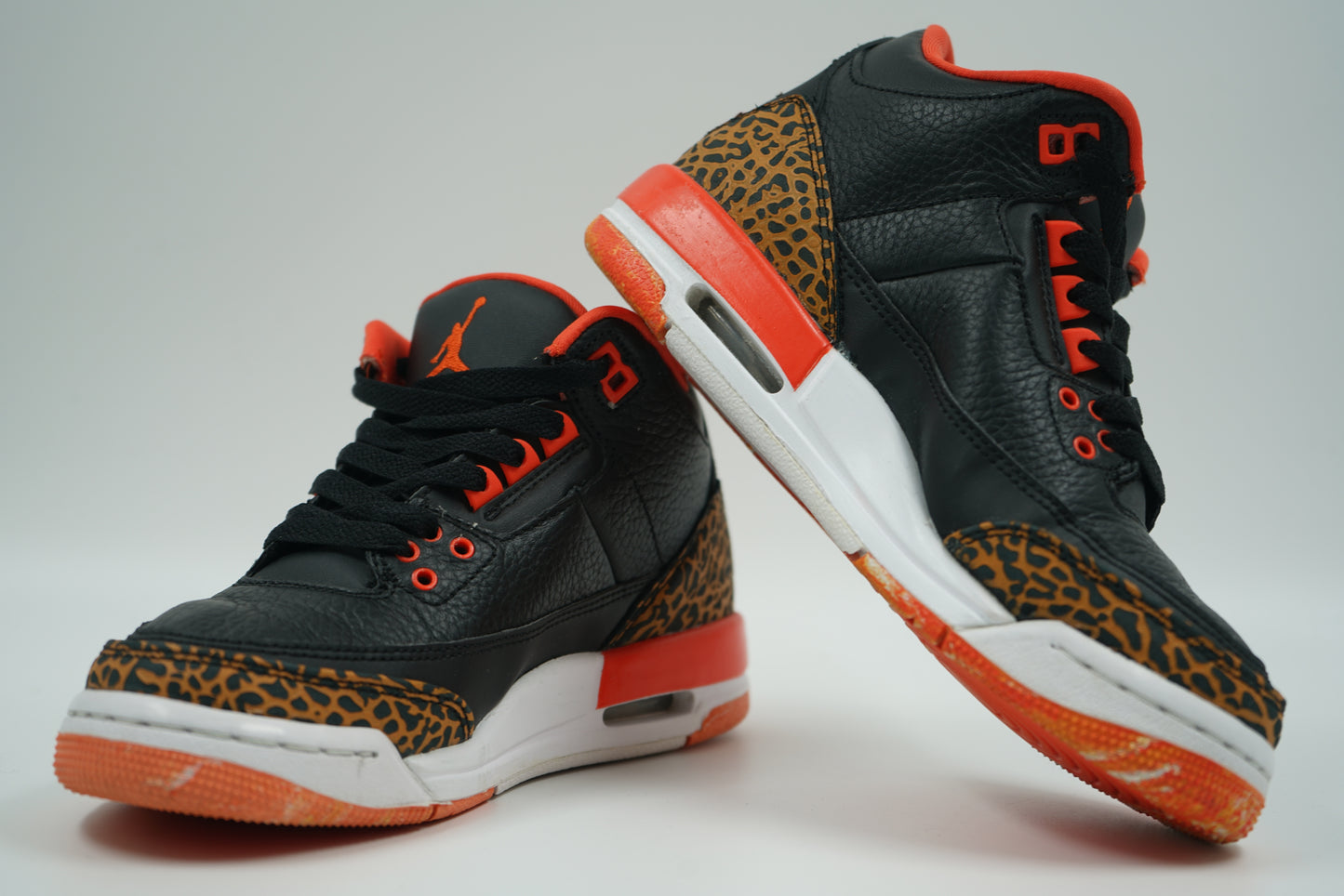 Air Jordan 3 Kumquat