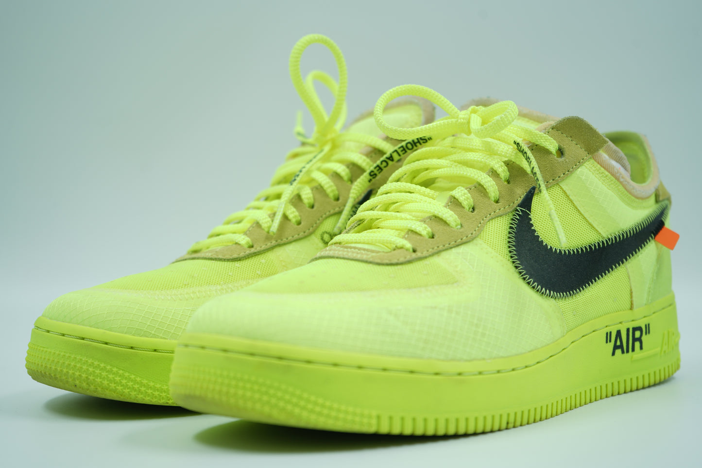 Air Force 1 Low Off-White Volt
