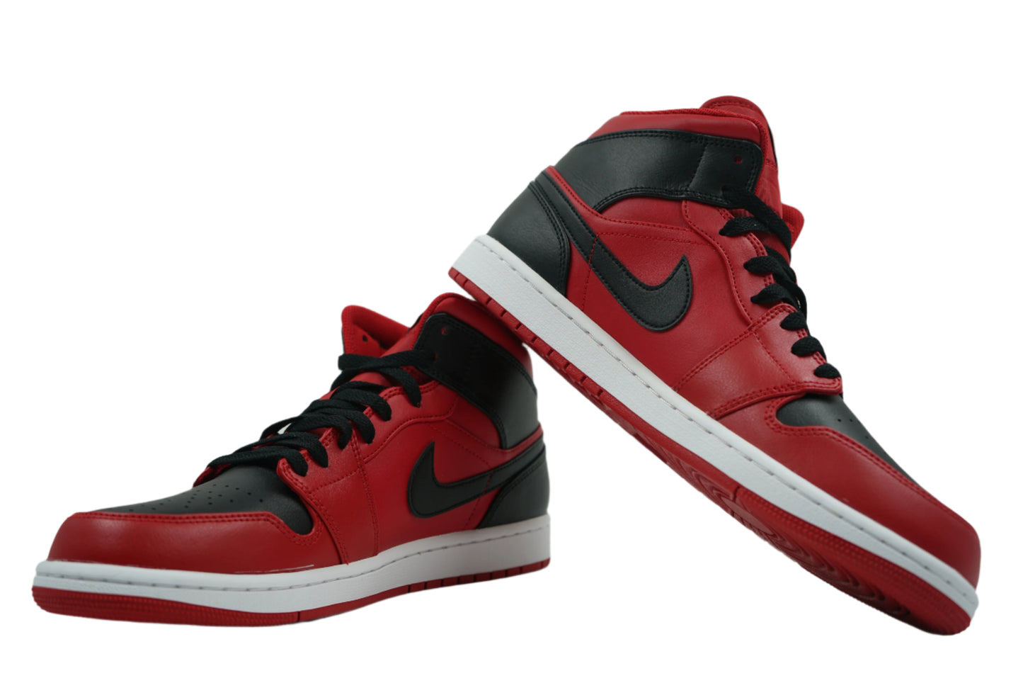 Air Jordan 1 Mid Reverse Bred