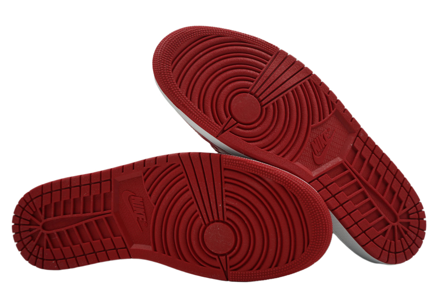 Air Jordan 1 Mid Reverse Bred