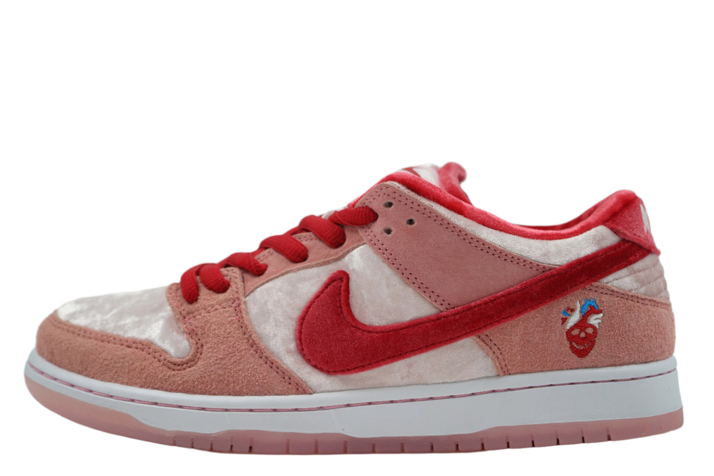 SB Dunk Low Strange Love