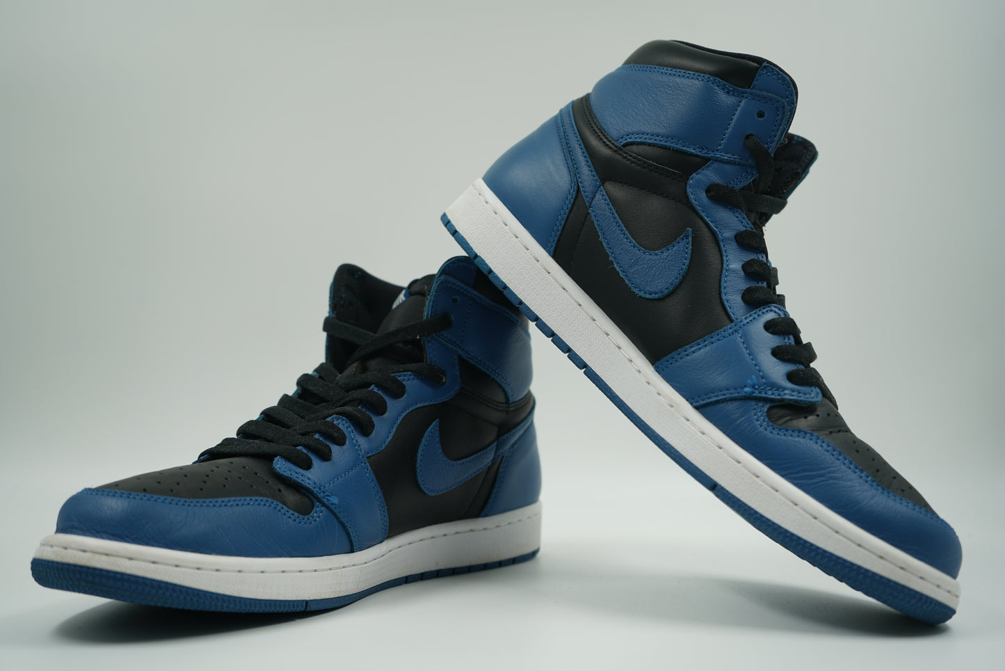 Air Jordan 1 High Dark Marina Blue
