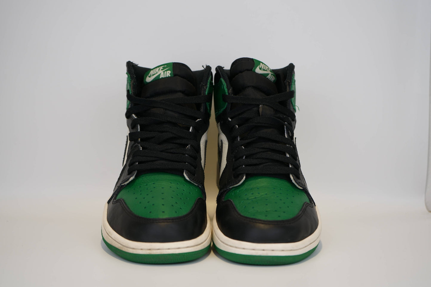 Air Jordan 1 Retro High OG Pine Green