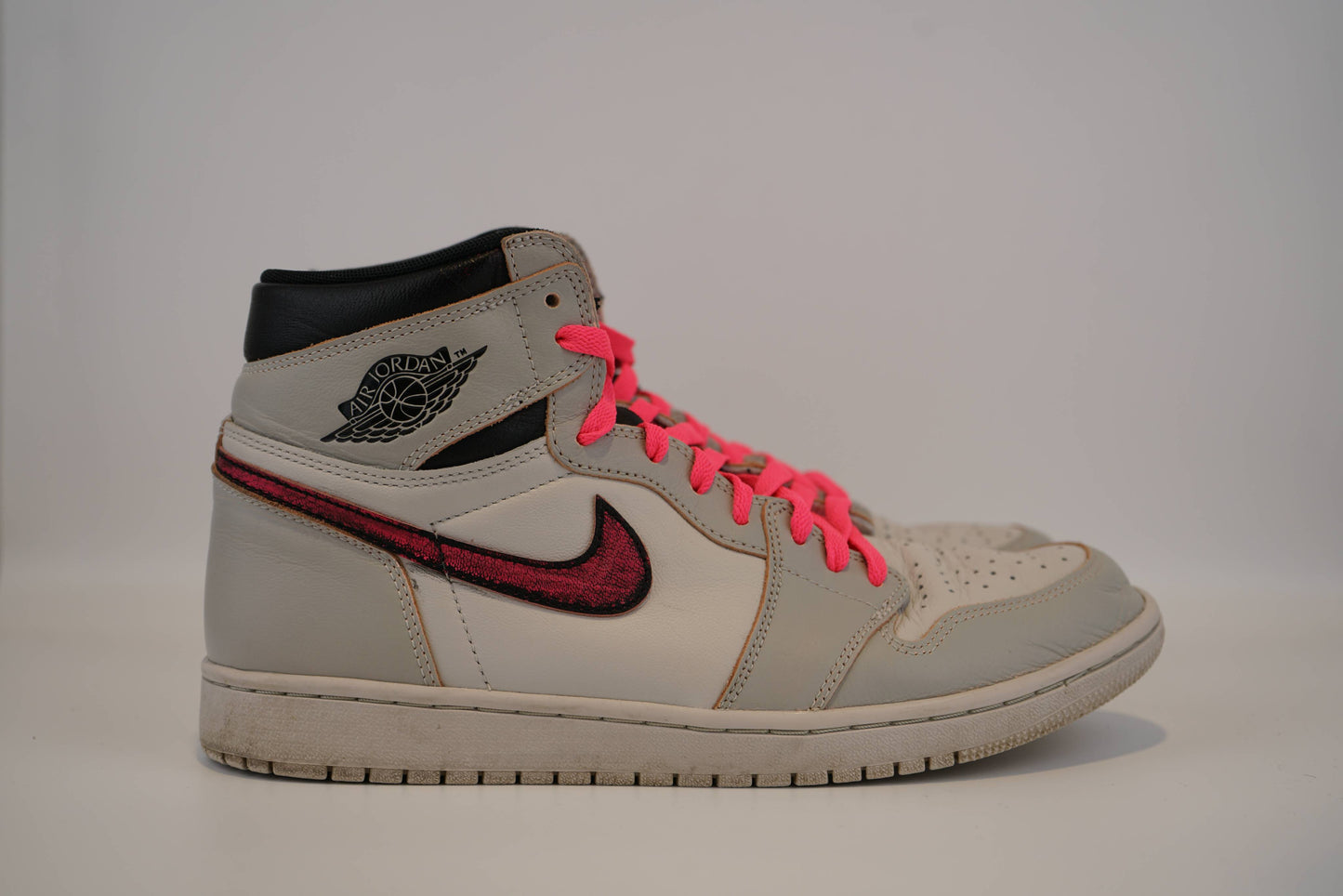 Air Jordan 1 Retro High SB NYC to Paris (Pre-Owned)