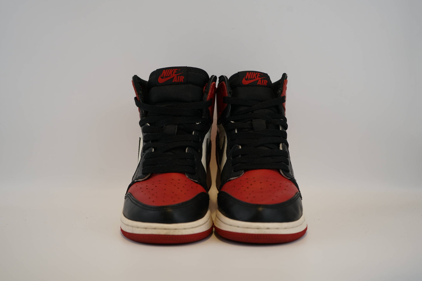 Air Jordan 1 Retro High OG Bred Toe