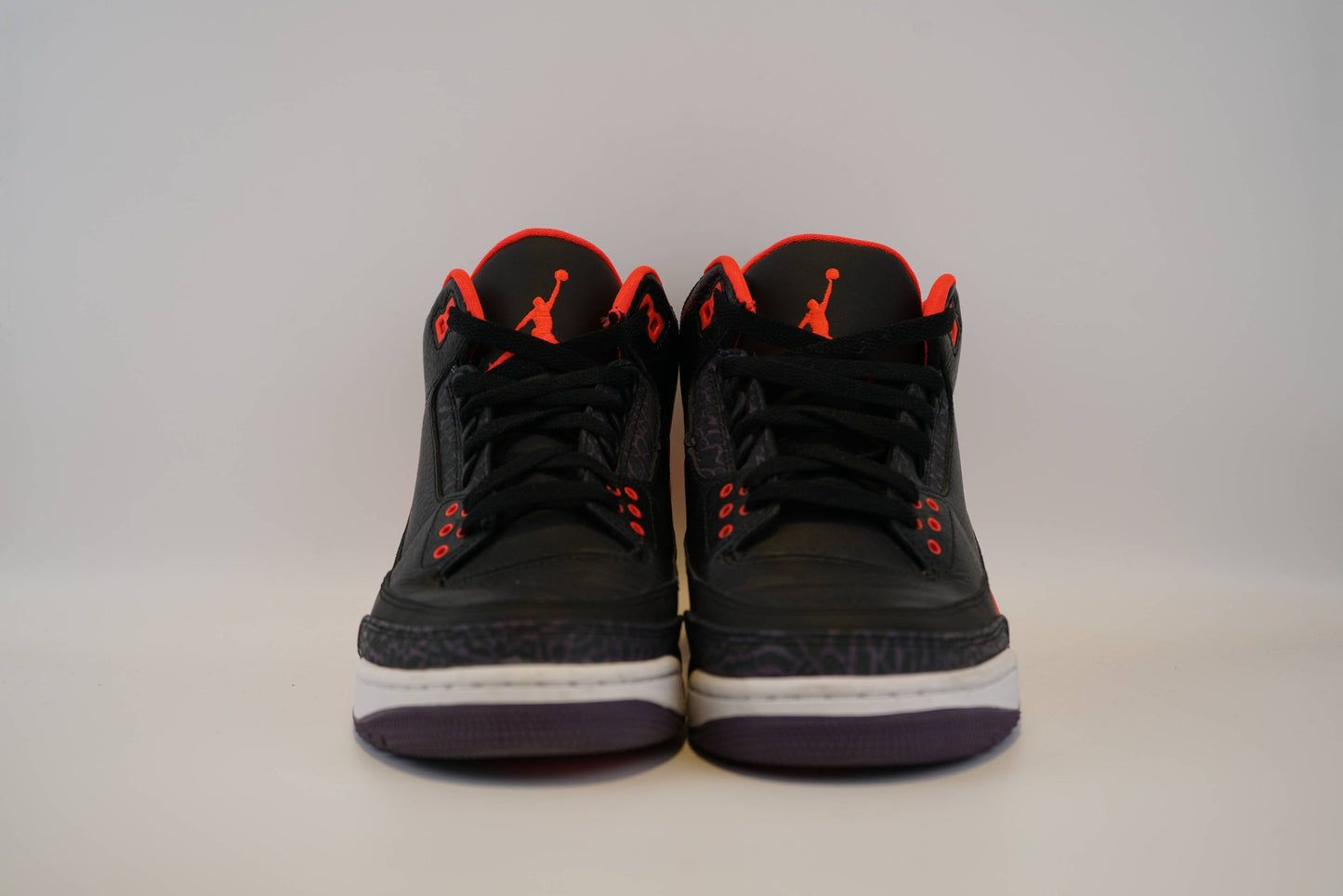 Air Jordan 3 Retro Crimson (Pre-owned)