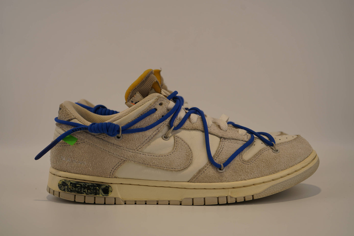 Off-White x Dunk Low Lot 32 of 50 (Pre-owned)