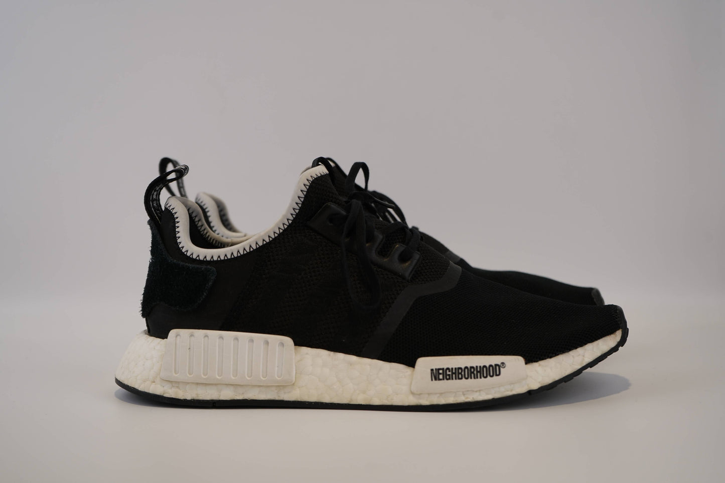 Invincible x Neighborhood x NMD_R1 Tiger (Pre-owned)