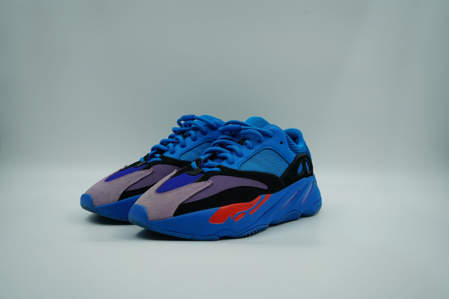 Yeezy 700 Hi-Res Blue (Pre-owned)