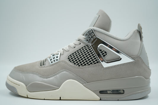 Air Jordan 4 Frozen Moments