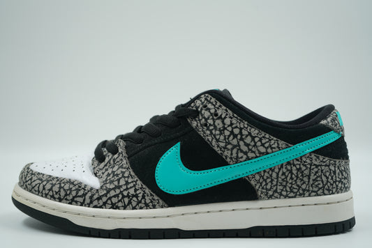 SB Dunk Low Atmos Elephant