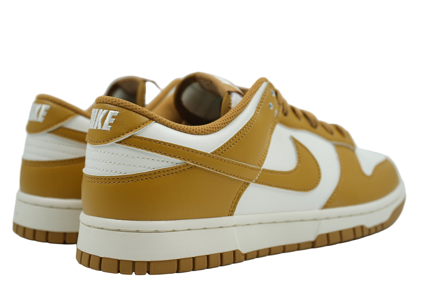Dunk Low Wheat