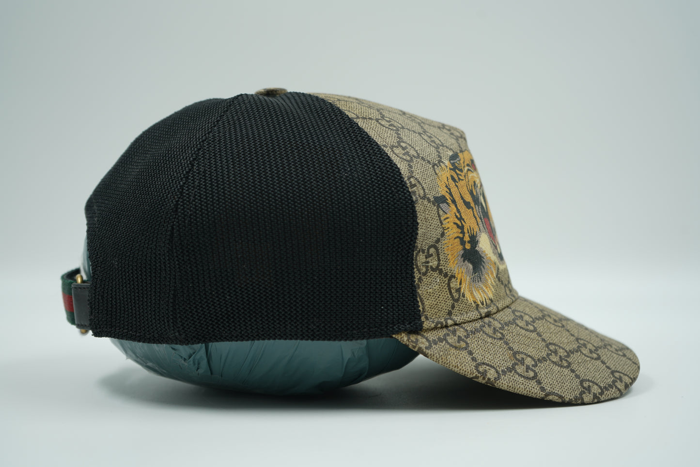 Gucci Tiger Supreme Beige Baseball Cap