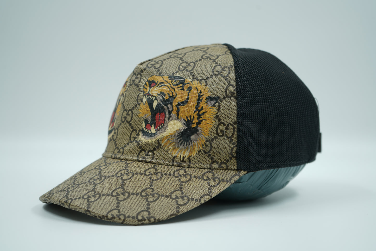 Gucci Tiger Supreme Beige Baseball Cap