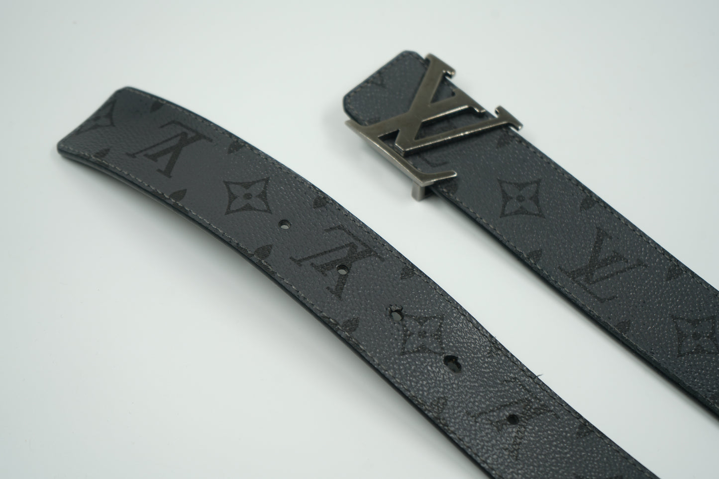 Louis Vuitton Reversible Grey/Black Monogram Belt
