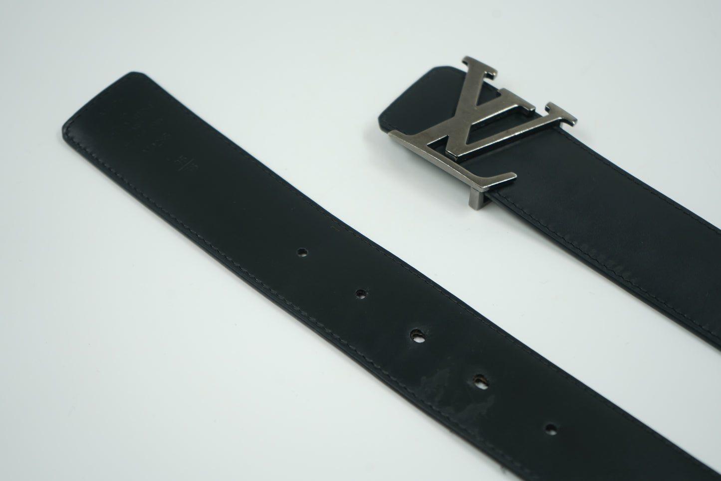 Louis Vuitton Reversible Grey/Black Monogram Belt