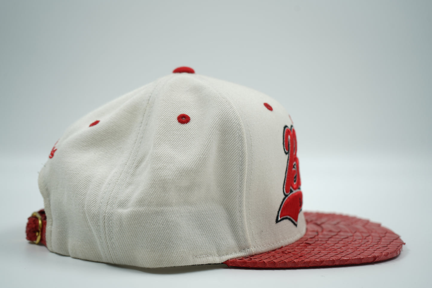 Mitchell And Ness Chicago Bulls White Snake Skin Cap