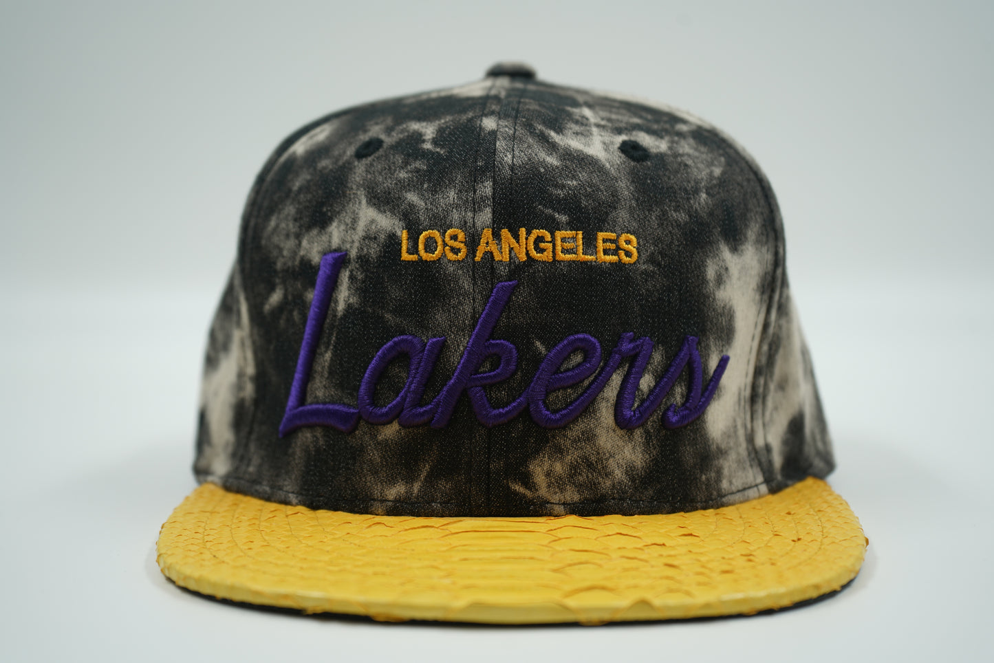 Mitchell And Ness LA Lakers Yellow Snakeskin Cap
