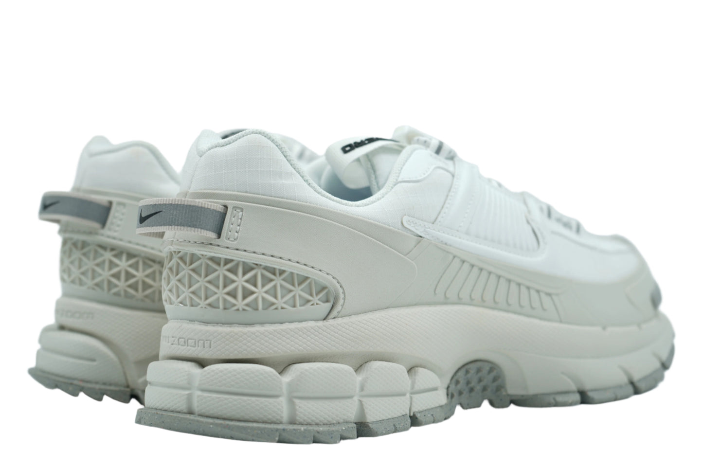 Nike Zoom Vomero Roam Summit White