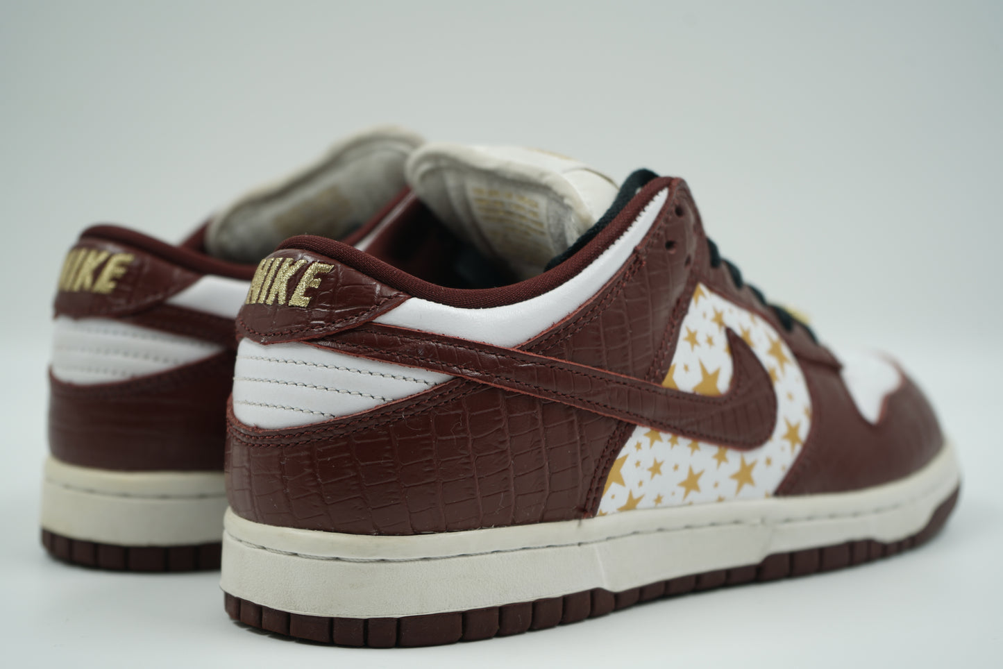 SB Dunk Low Supreme Stars Barkroot Brown