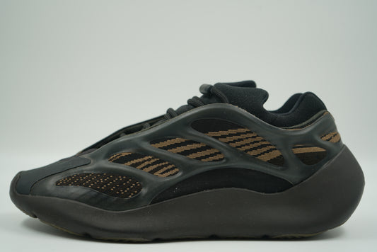 Yeezy 700 V3 Clay Brown