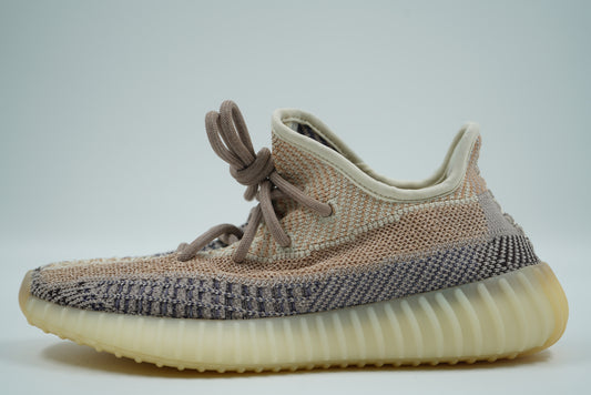 Yeezy 350 Ash Pearl