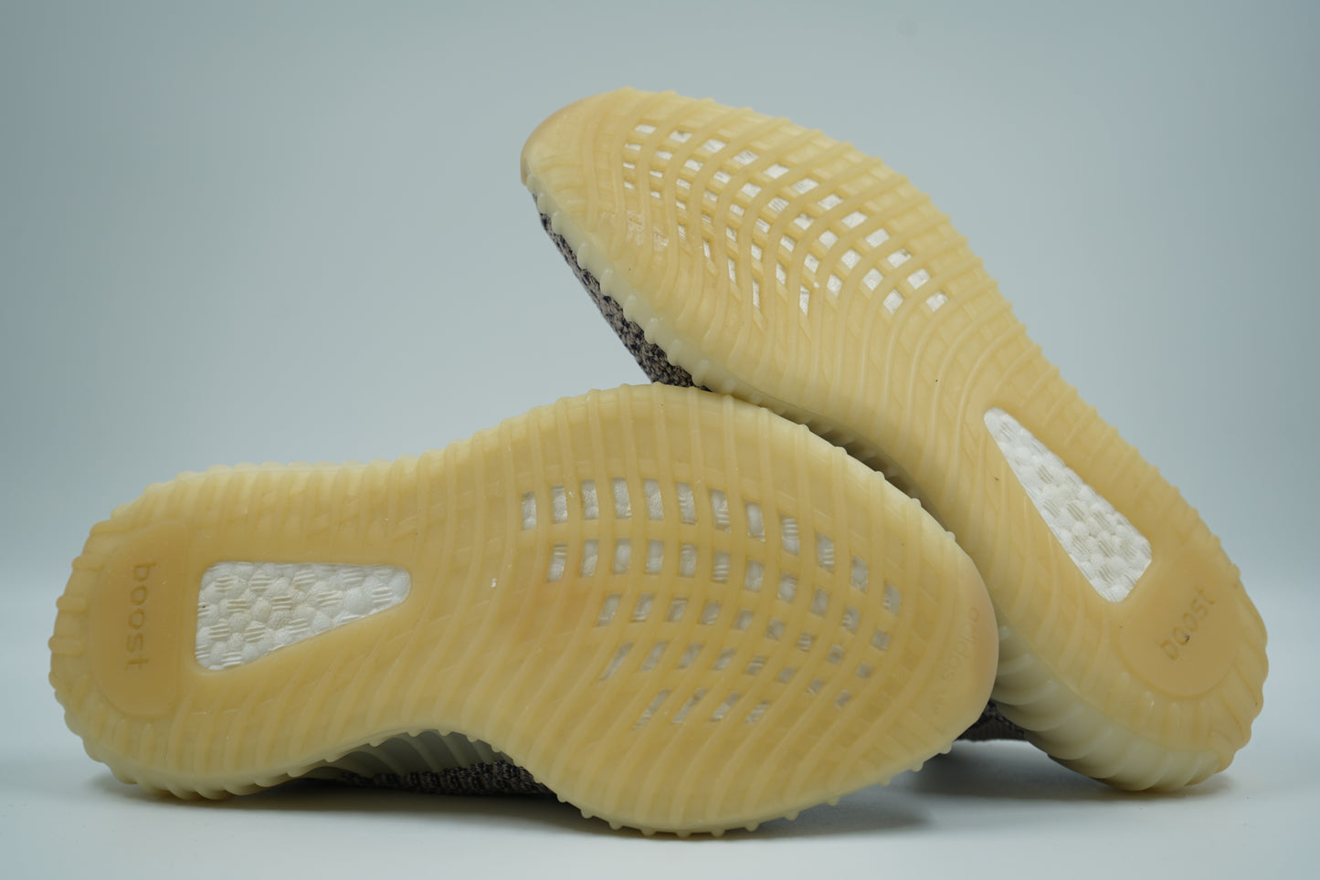 Yeezy 350 Ash Pearl
