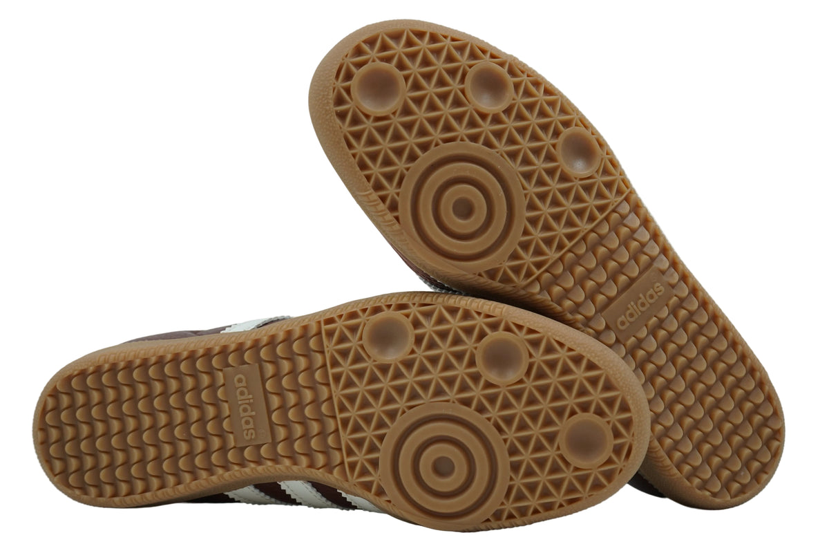 Unworn gum outsoles of adidas Samba OG brown cream with full tread and adidas logo