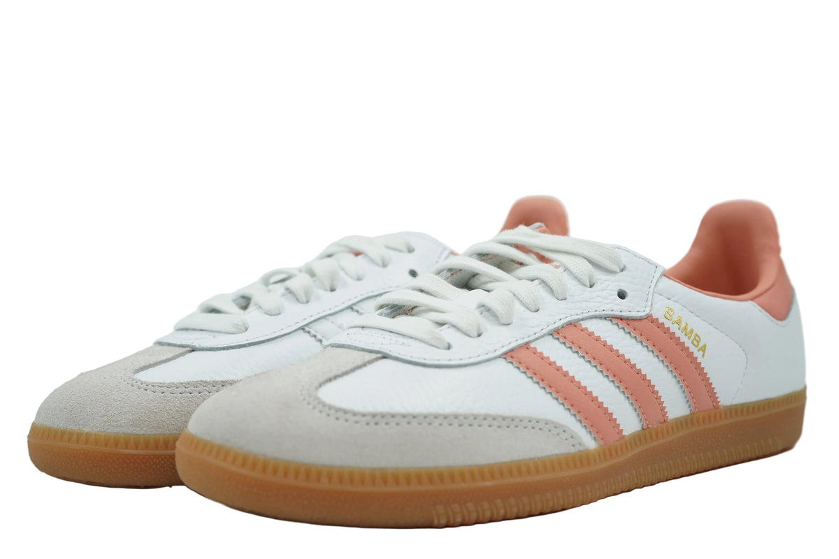 Pair of women's adidas Samba OG in white leather with Wonder Clay stripes and gum sole, front view