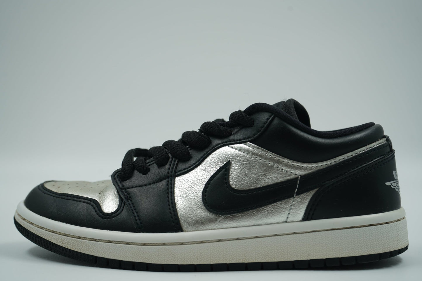 Air Jordan 1 Low Black Metallic Silver - Air Jordan - SecondPlace