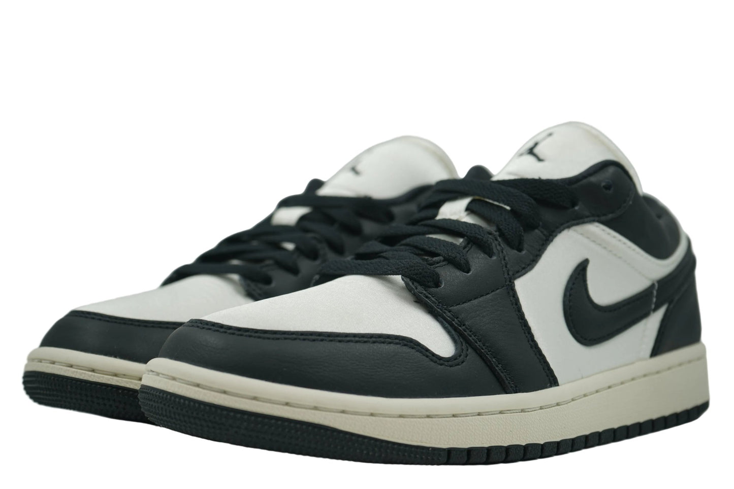 Air Jordan 1 Low SE Vintage Panda - Air Jordan - SecondPlace
