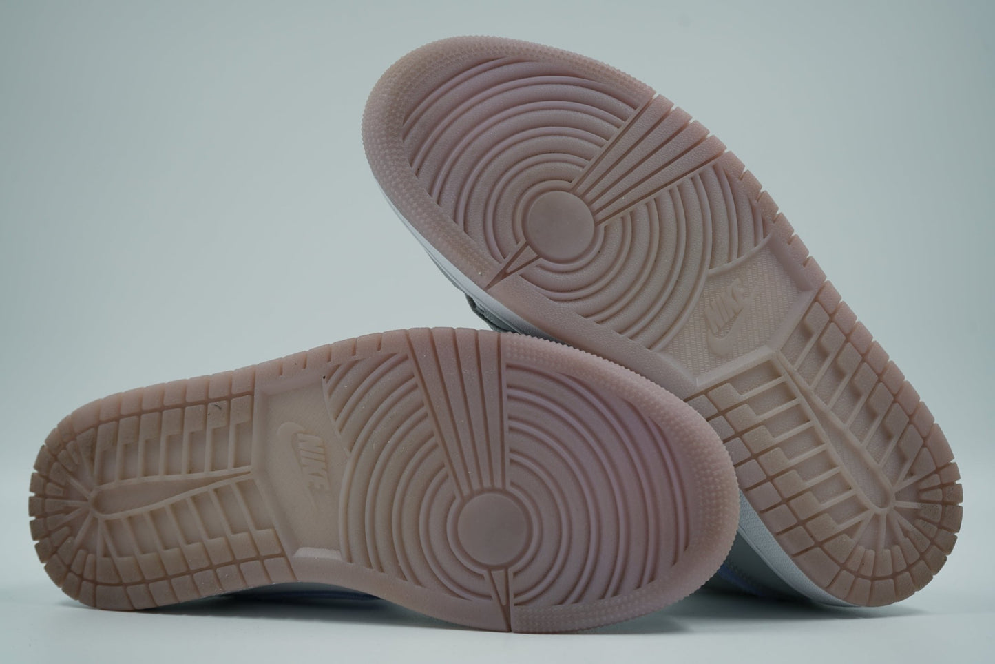 Air Jordan 1 Mid Wolf Grey Aluminum - Air Jordan - SecondPlace