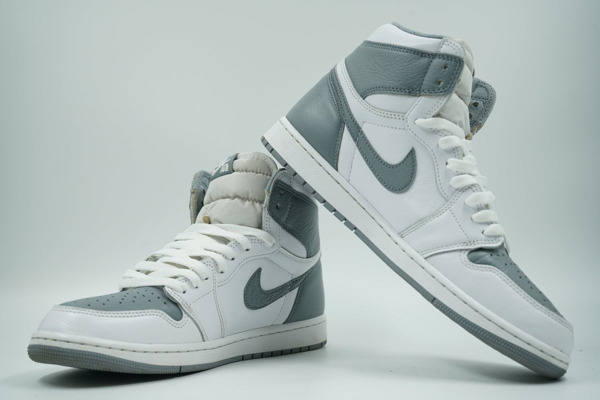 Air Jordan 1 Retro High Stealth - Air Jordan - SecondPlace