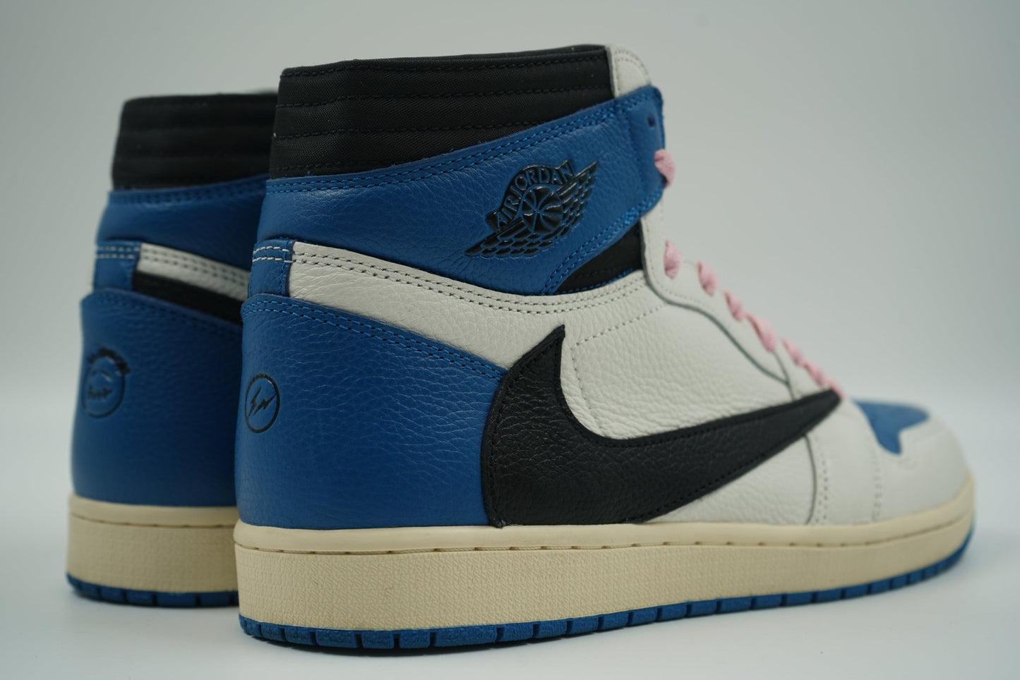 Air Jordan 1 Retro High x Fragment x Travis Scott - Air Jordan - SecondPlace