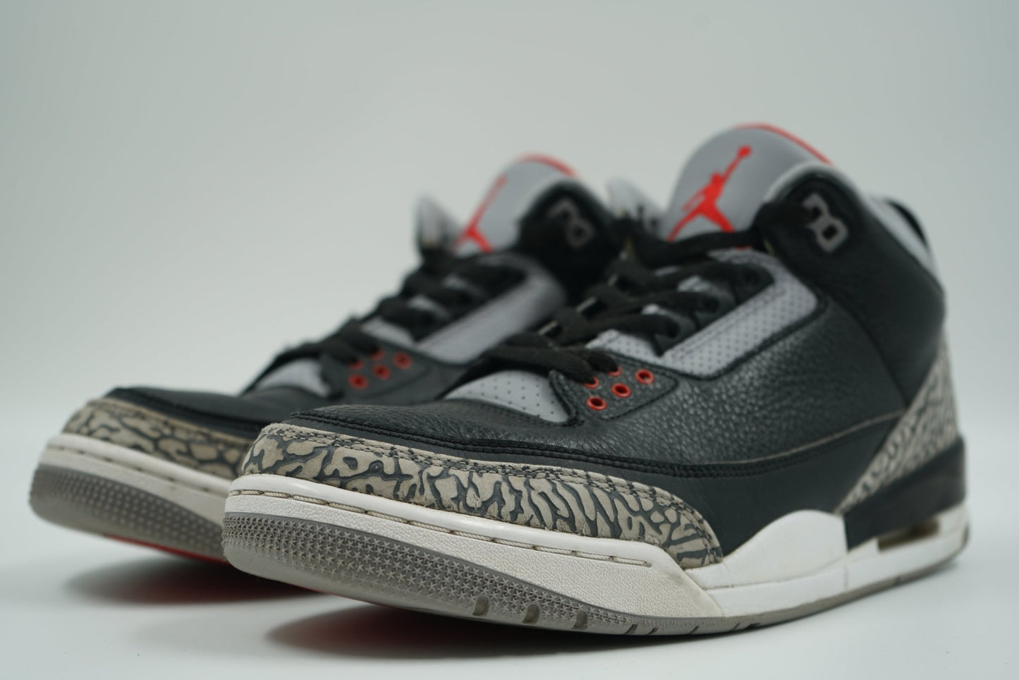 Air Jordan 3 Black Cement - Air Jordan - SecondPlace