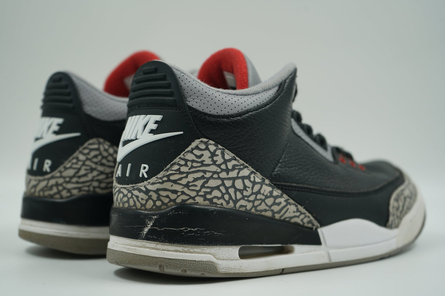 Air Jordan 3 Black Cement - Air Jordan - SecondPlace