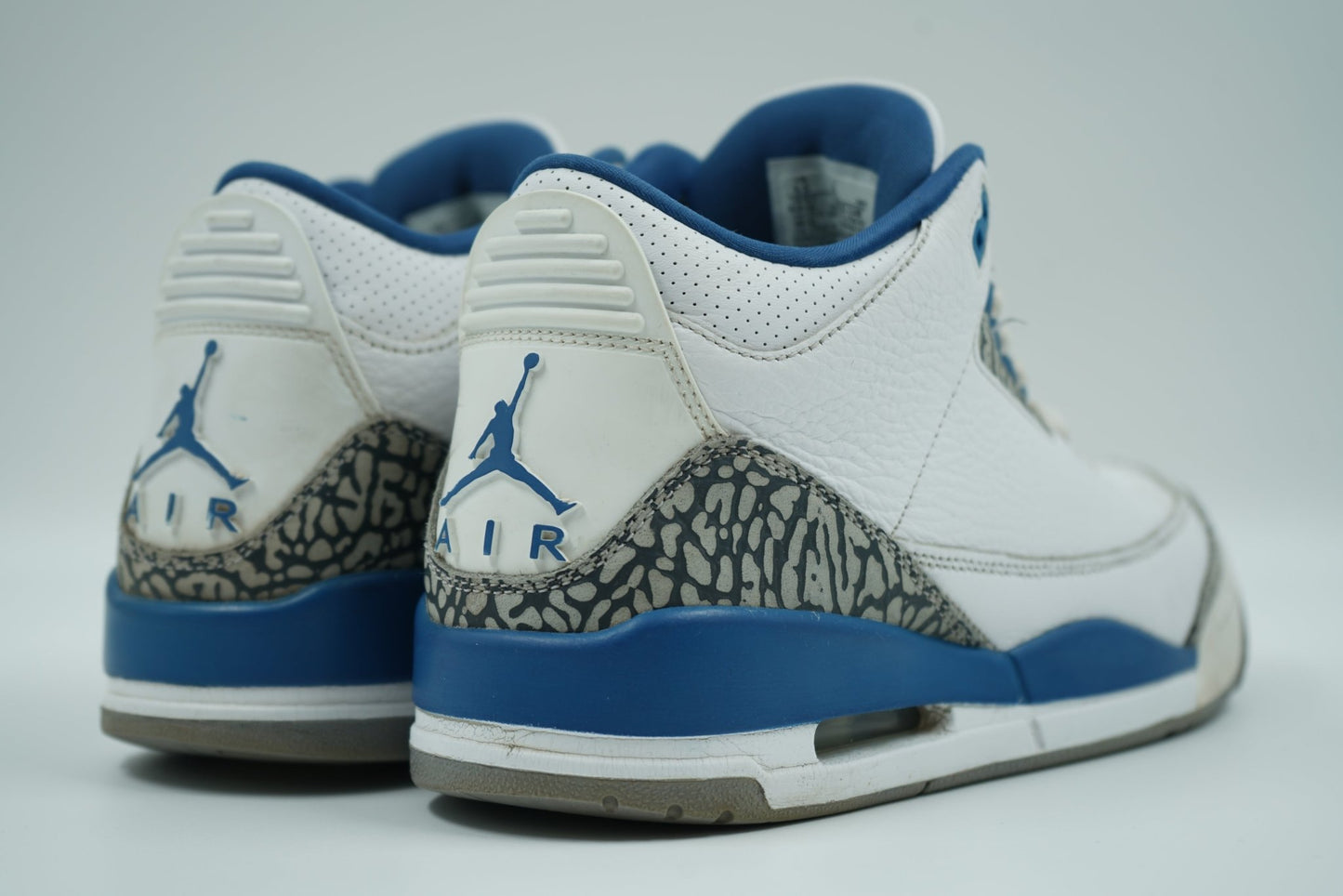Air Jordan 3 Wizards - Air Jordan - SecondPlace